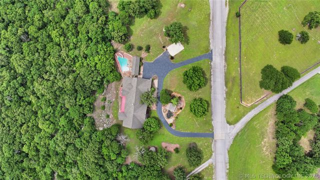 17304 E 176th Street S, Bixby, OK 74008
