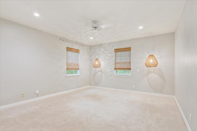 425 White Hall Road, Woodway, TX 76712