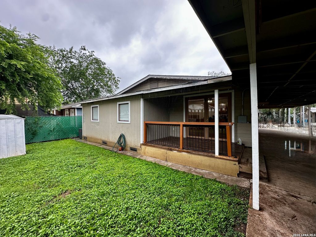 415 CHALMERS AVE, San Antonio, TX 78214