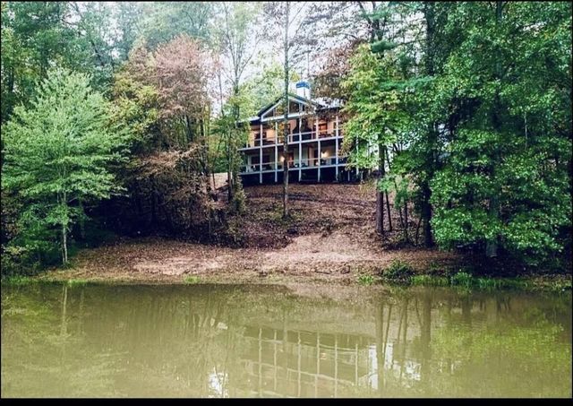 245 Bear Paw Trail, Blue Ridge, GA 30513