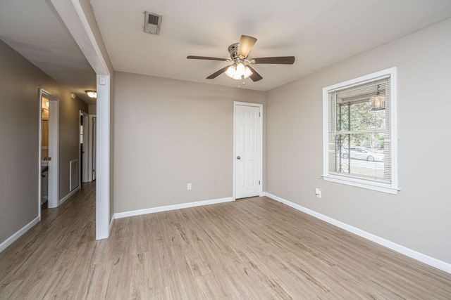 210 Jimbo Road, Summerville, SC 29485