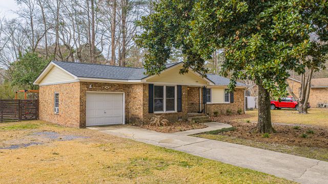 210 Jimbo Road, Summerville, SC 29485