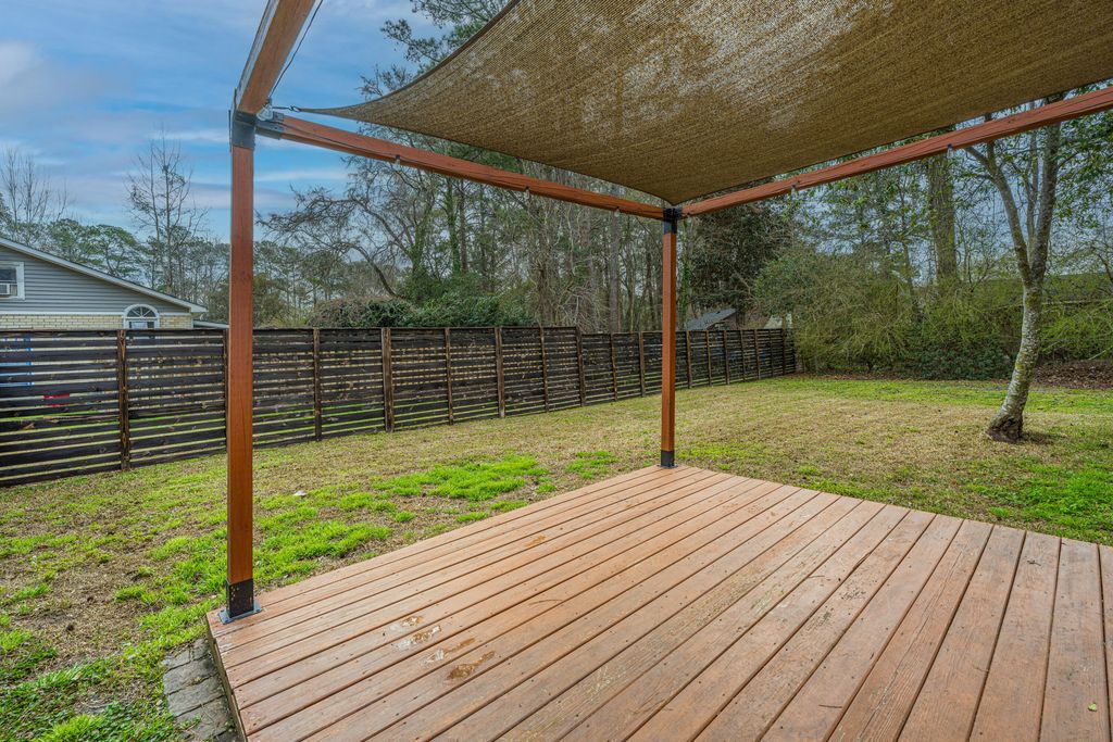 Image 45 of property listing at 210 Jimbo Road, Summerville, SC 29485