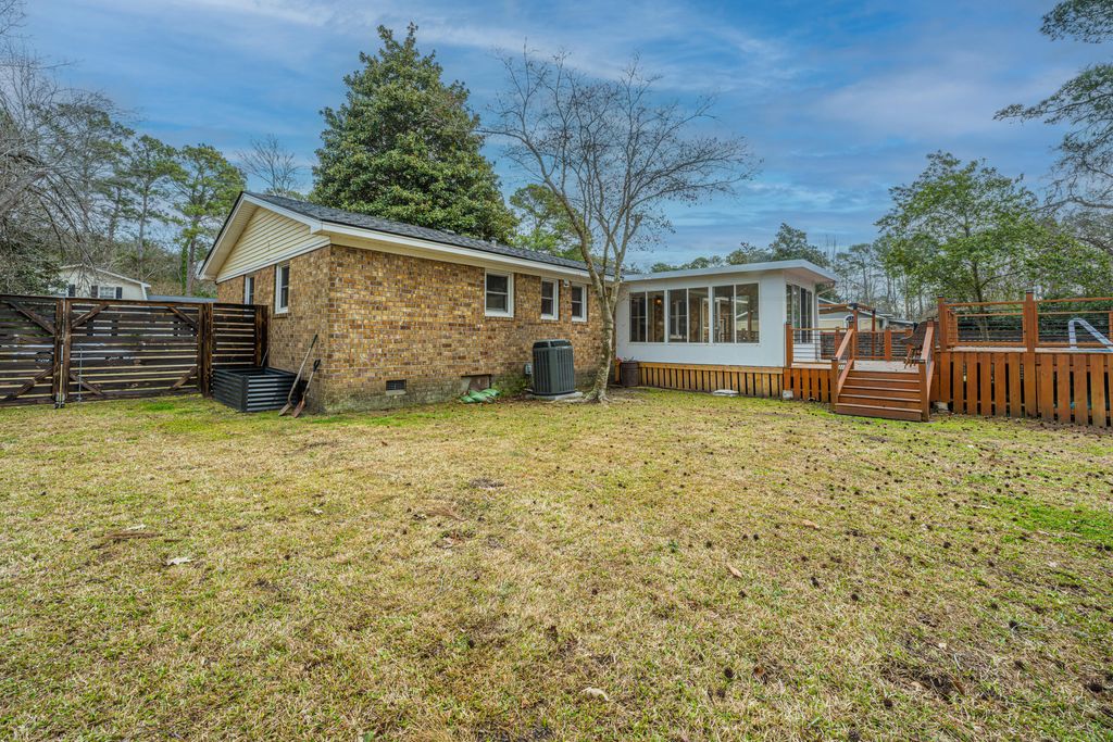 Image 48 of property listing at 210 Jimbo Road, Summerville, SC 29485