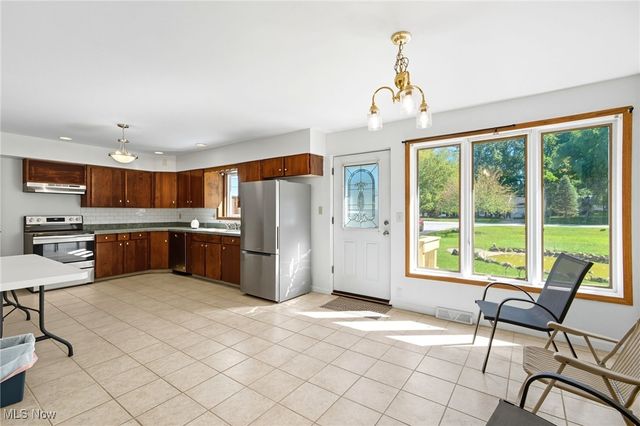 5479 E Heisley Road, Mentor, OH 44060