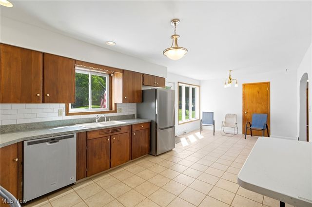 5479 E Heisley Road, Mentor, OH 44060