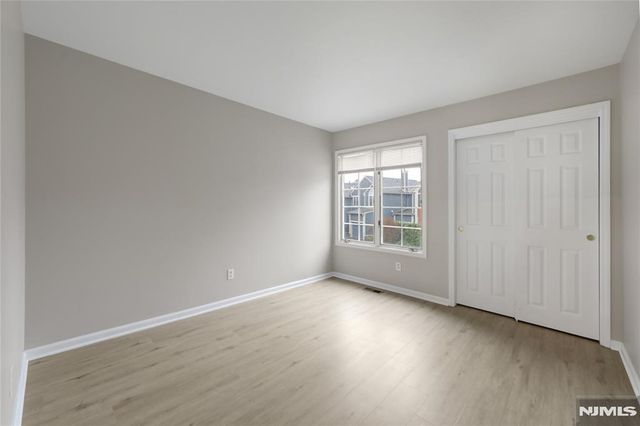 108 Surrey Court 108, Ramsey, NJ 07446