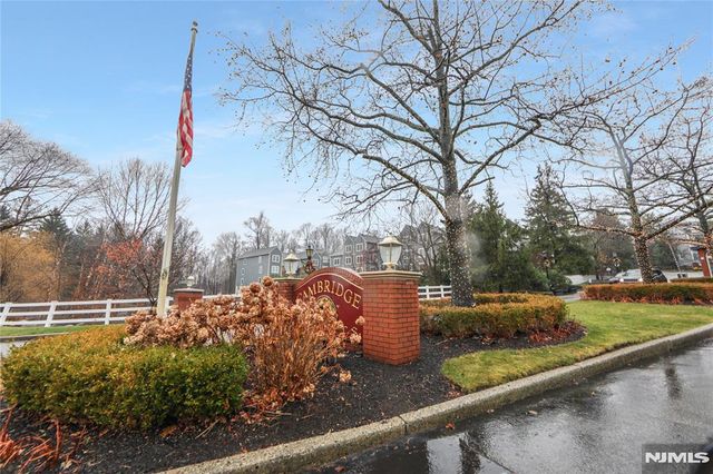 108 Surrey Court 108, Ramsey, NJ 07446