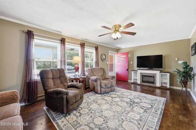 755 Central Avenue, Kinston, NC 28504