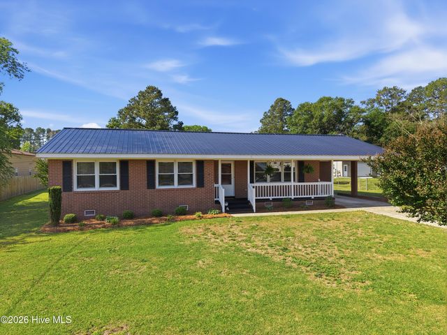 755 Central Avenue, Kinston, NC 28504