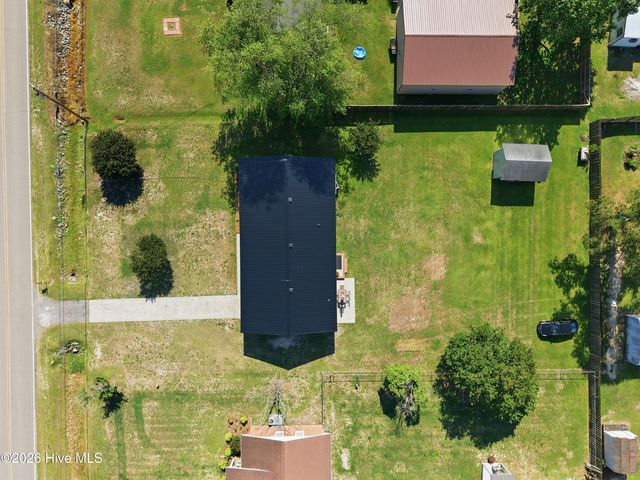755 Central Avenue, Kinston, NC 28504