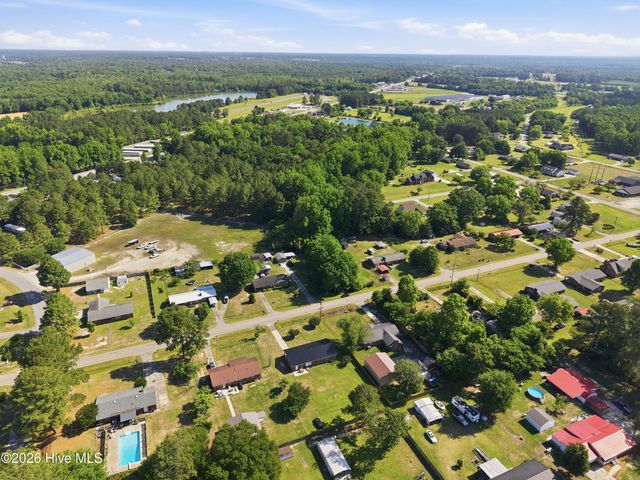 755 Central Avenue, Kinston, NC 28504