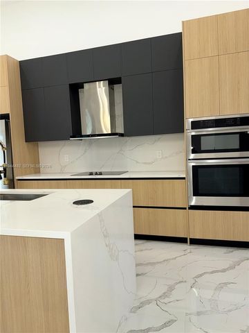 214 SE 8th Street, Cape Coral, FL 33990