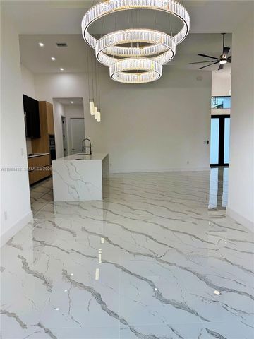 214 SE 8th Street, Cape Coral, FL 33990