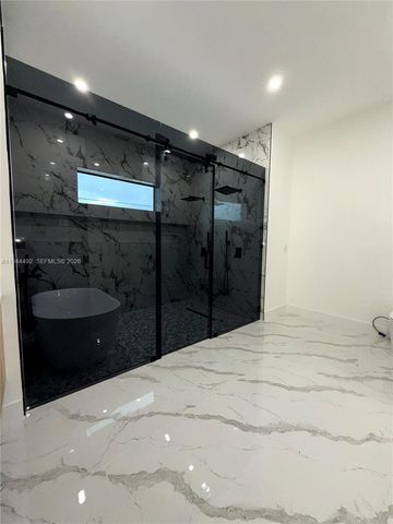 214 SE 8th Street, Cape Coral, FL 33990