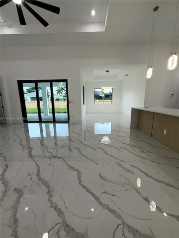 214 SE 8th Street, Cape Coral, FL 33990