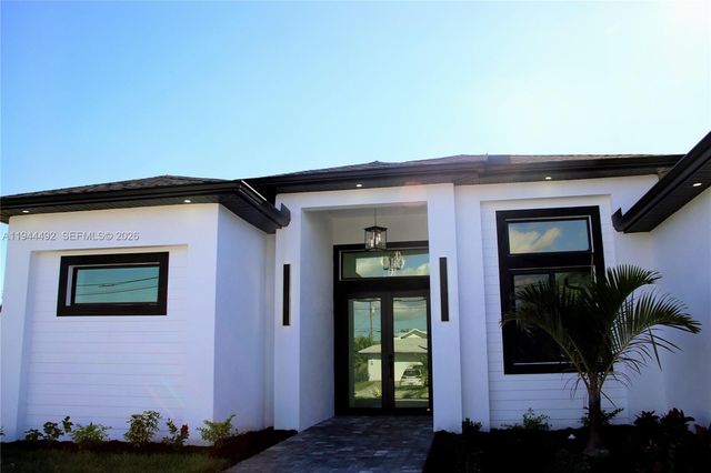 214 SE 8th Street, Cape Coral, FL 33990