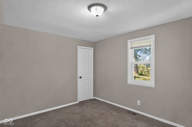 4933 E 39th Street, Indianapolis, IN 46226