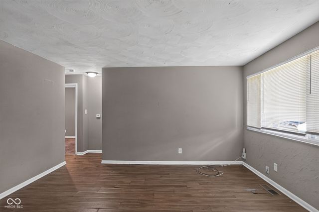4933 E 39th Street, Indianapolis, IN 46226