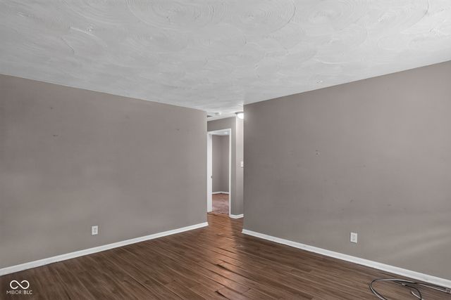 4933 E 39th Street, Indianapolis, IN 46226