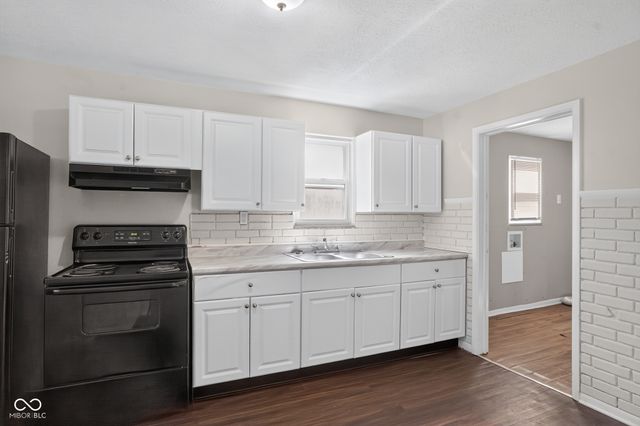 4933 E 39th Street, Indianapolis, IN 46226