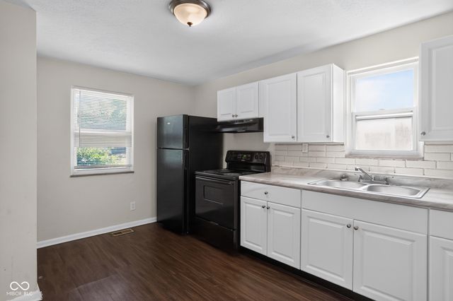 4933 E 39th Street, Indianapolis, IN 46226