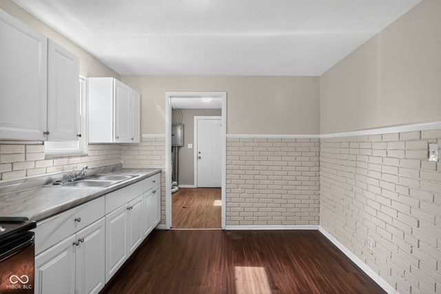 4933 E 39th Street, Indianapolis, IN 46226