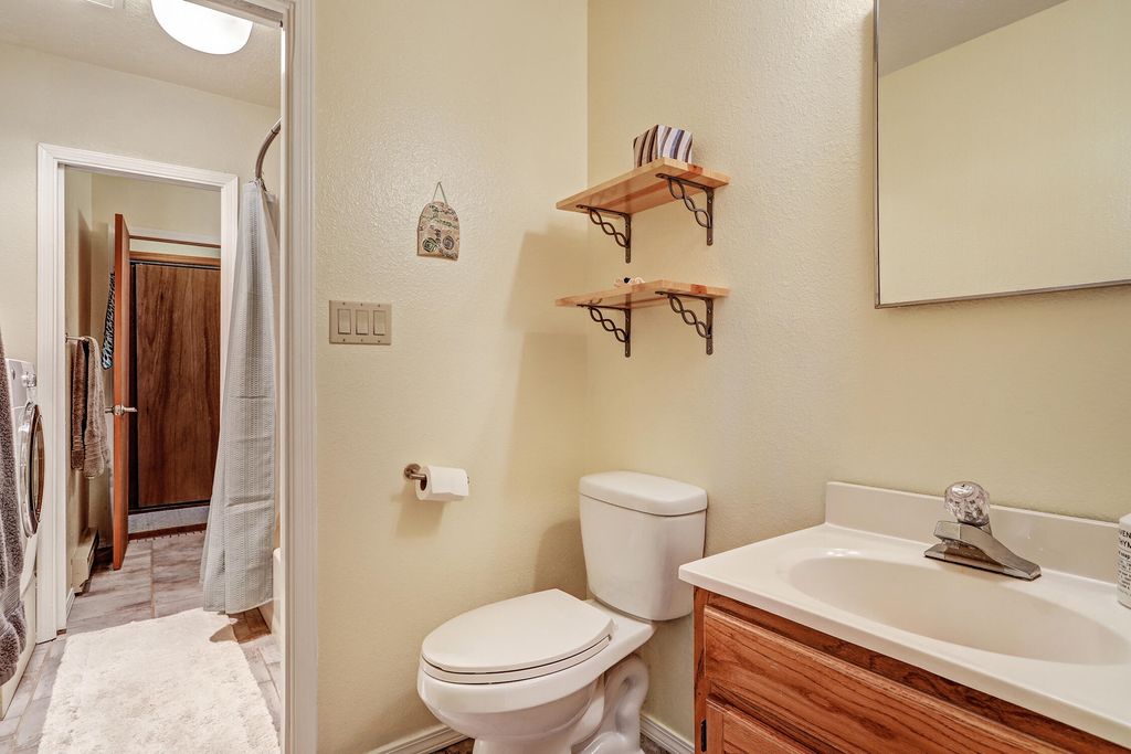 Image 23 of property listing at 1341 Los Griegos Road, Jemez Springs, NM 87025