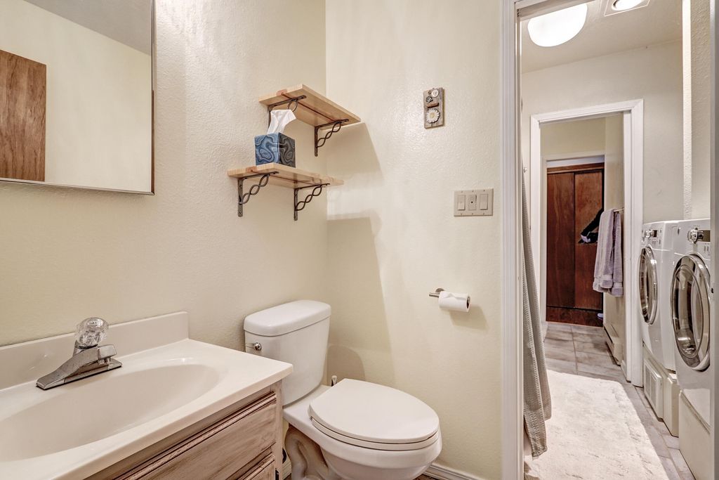 Image 27 of property listing at 1341 Los Griegos Road, Jemez Springs, NM 87025