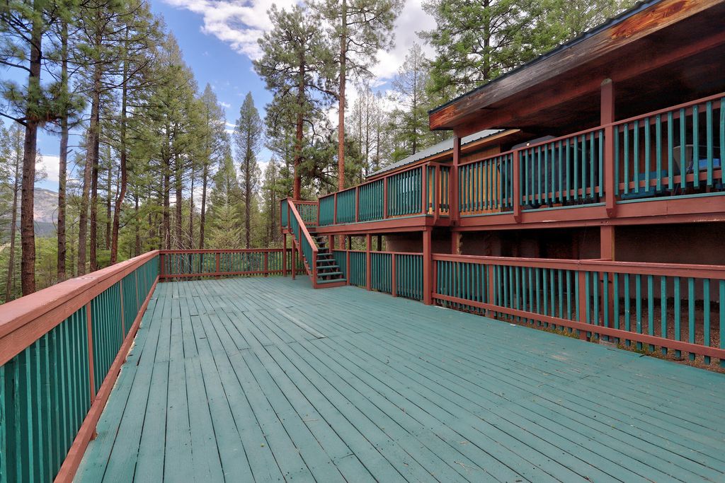 Image 9 of property listing at 1341 Los Griegos Road, Jemez Springs, NM 87025