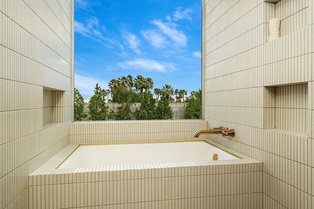 72920 Homestead Road, Palm Desert, CA 92260