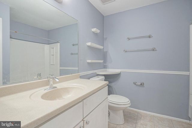 2205 ELBERTA LN, Marlton, NJ 08053