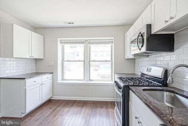 2205 ELBERTA LN, Marlton, NJ 08053