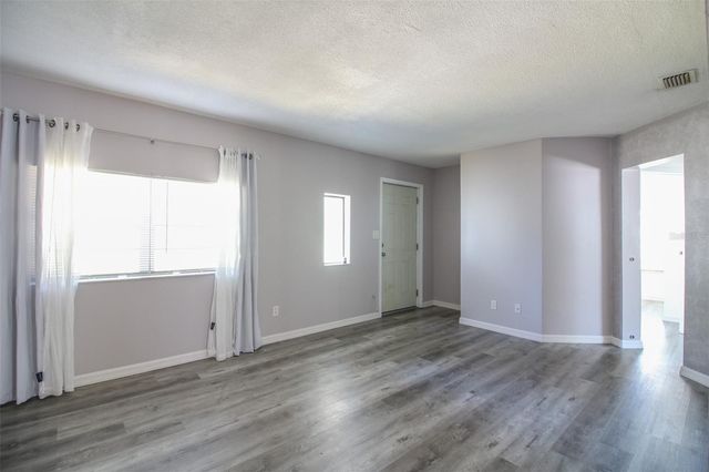 1533 KING AVENUE, Lakeland, FL 33803