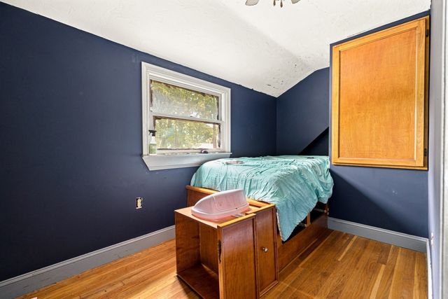 10 Pilgrim Way, Walpole, MA 02032