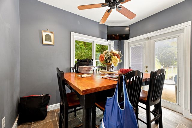 10 Pilgrim Way, Walpole, MA 02032