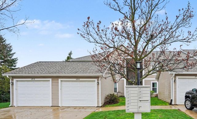 1492 Fox Pointe Circle, Ann Arbor, MI 48108
