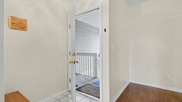 1492 Fox Pointe Circle, Ann Arbor, MI 48108