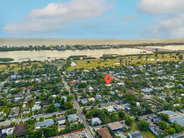 611 N Palmway, Lake Worth Beach, FL 33460