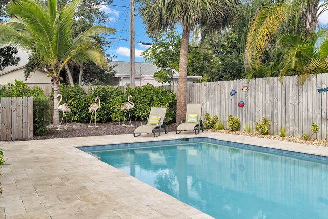 611 N Palmway, Lake Worth Beach, FL 33460