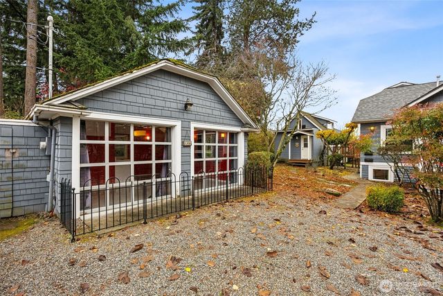 1833 3rd Street, Kirkland, WA 98033