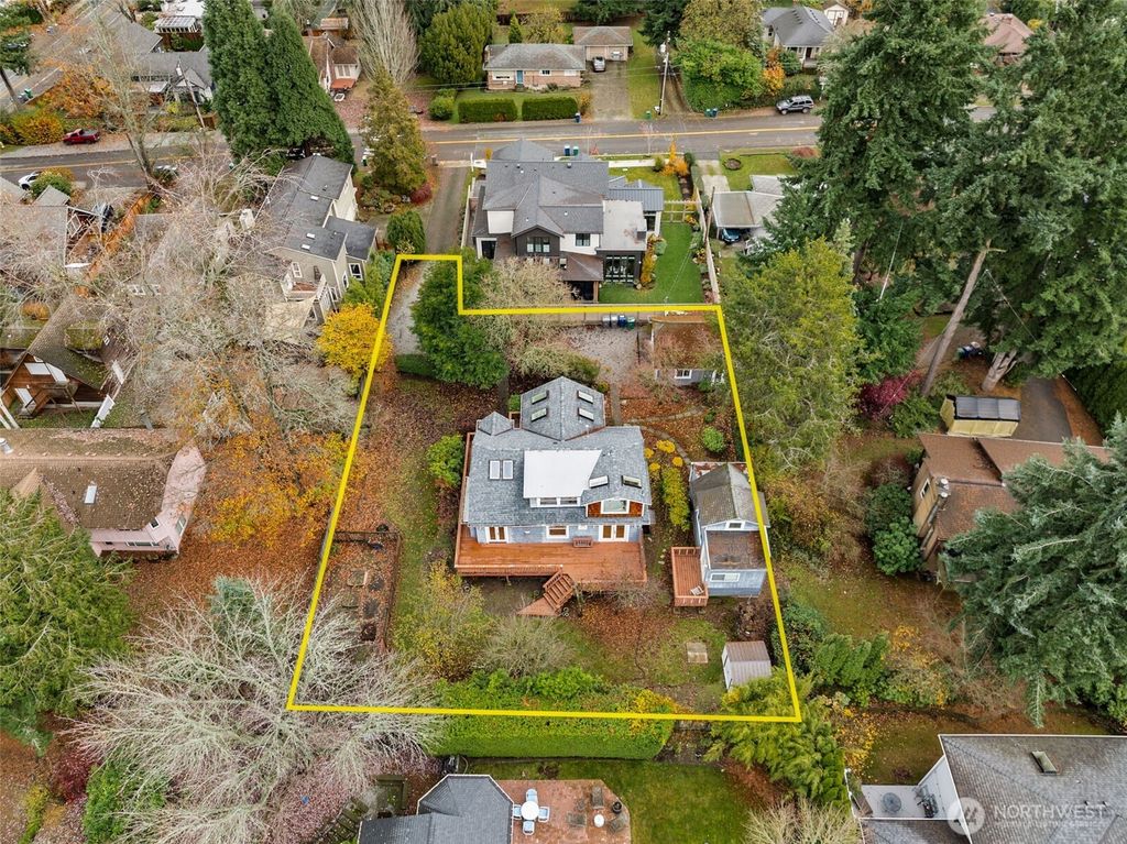 1833 3rd Street, Kirkland, WA 98033