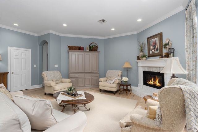 1157 Garden Park Circle, Tyler, TX 75703