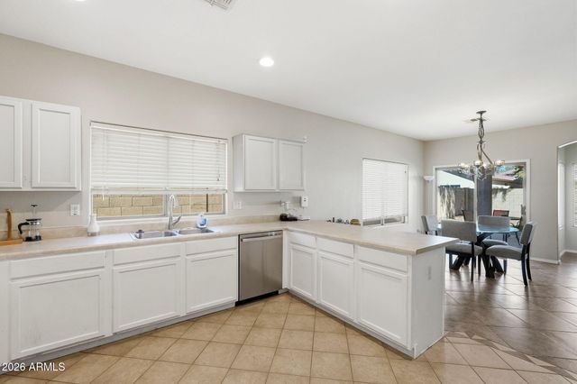 3146 E SUPERIOR Road, San Tan Valley, AZ 85143