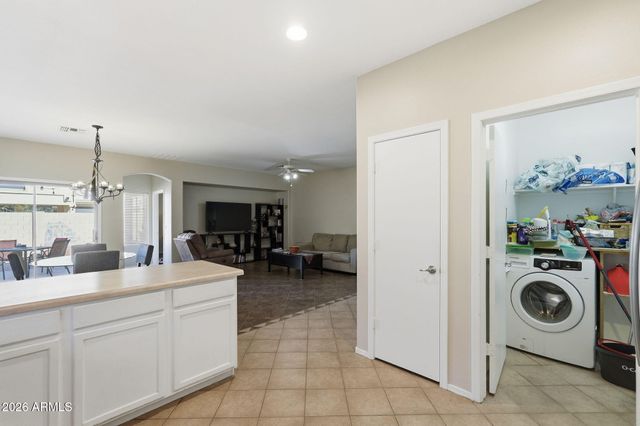 3146 E SUPERIOR Road, San Tan Valley, AZ 85143