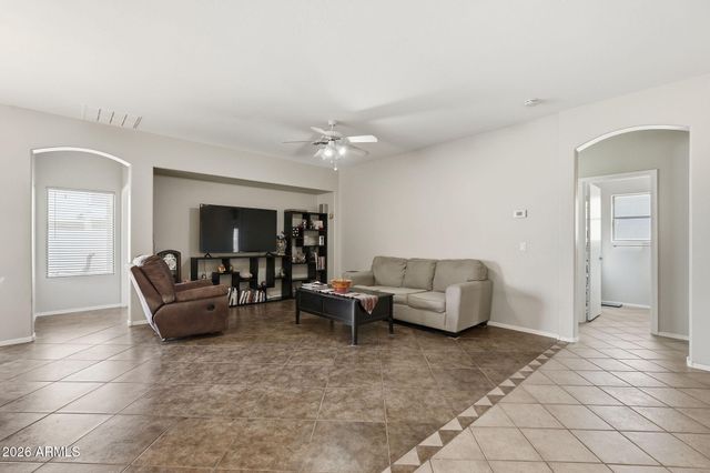 3146 E SUPERIOR Road, San Tan Valley, AZ 85143