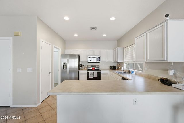 3146 E SUPERIOR Road, San Tan Valley, AZ 85143