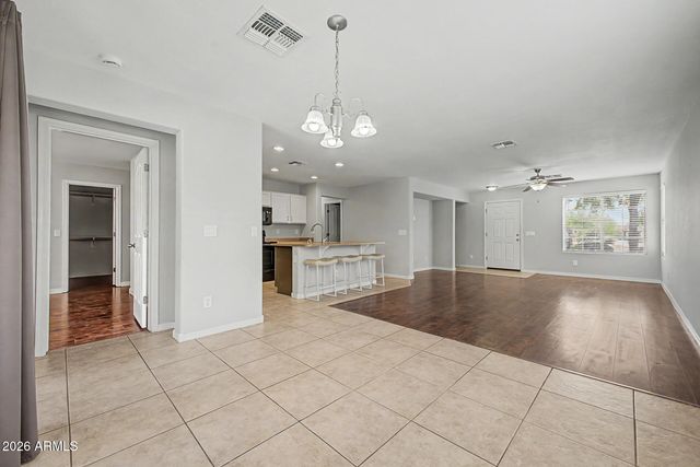 32974 N SANDSTONE Drive, San Tan Valley, AZ 85143