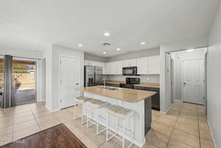 32974 N SANDSTONE Drive, San Tan Valley, AZ 85143