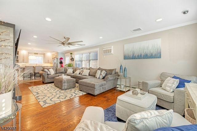 28 Hopson Ave, Little Falls Twp., NJ 07424